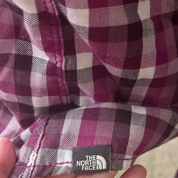 The North Face Purple/Black/White Checkered Snap Shirt Sz M - Picture 3 of 7